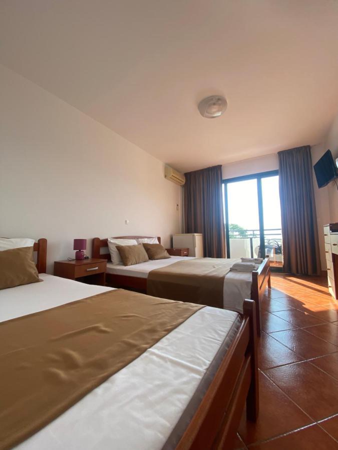 Delux Apartmani Dobrá Voda Exterior foto
